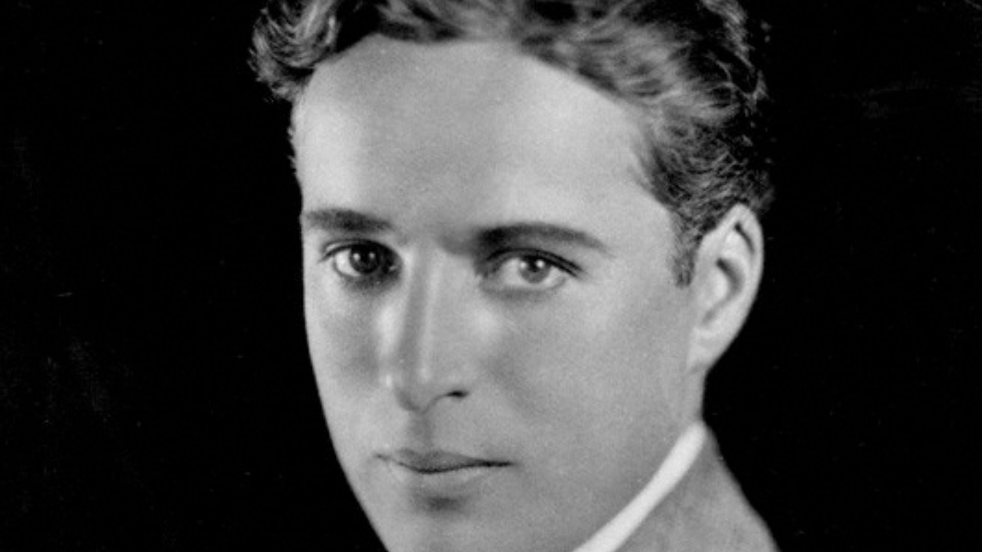 File:Charlie Chaplin portrait.jpg