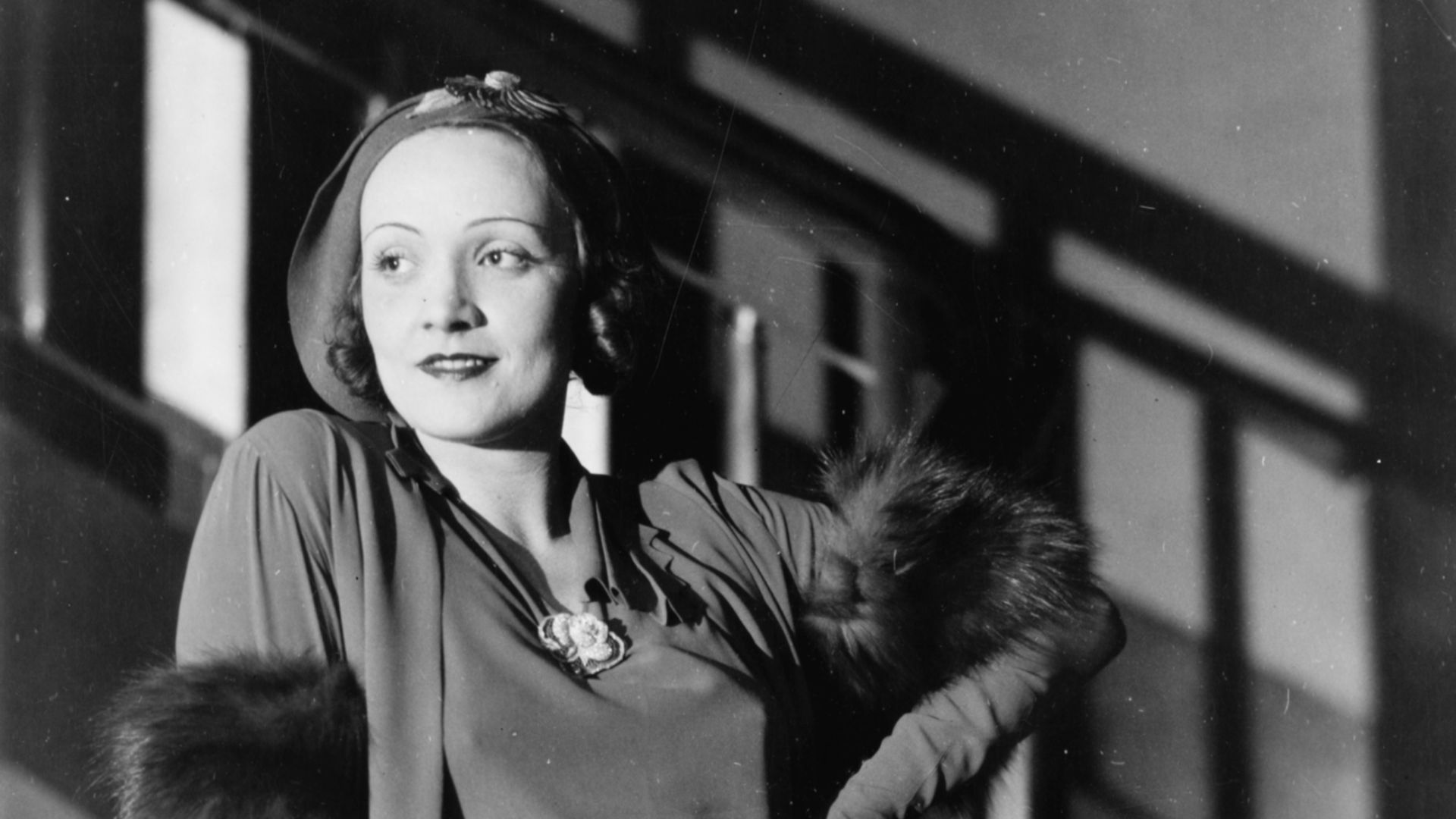 File:Marlene Dietrich 02.jpg