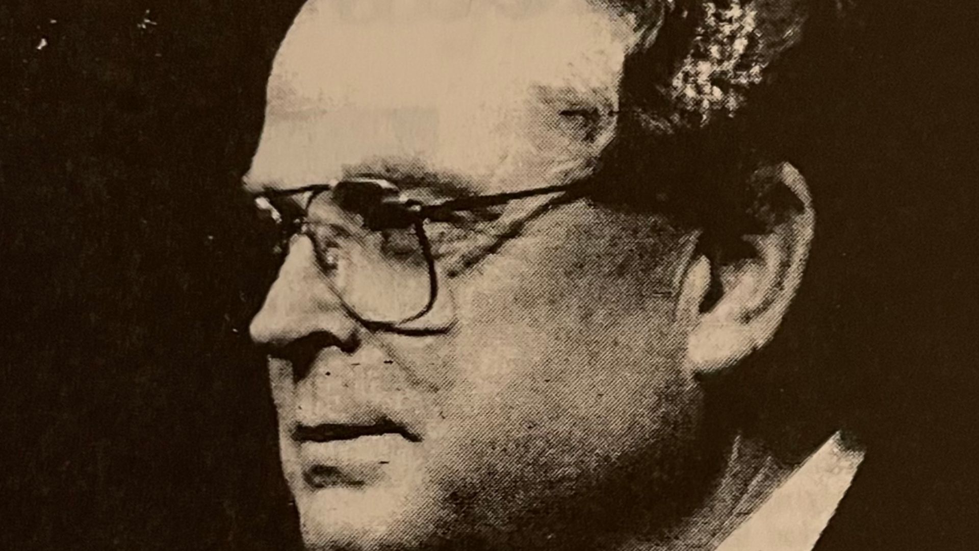 File:Alan Jackson in 1995.jpg