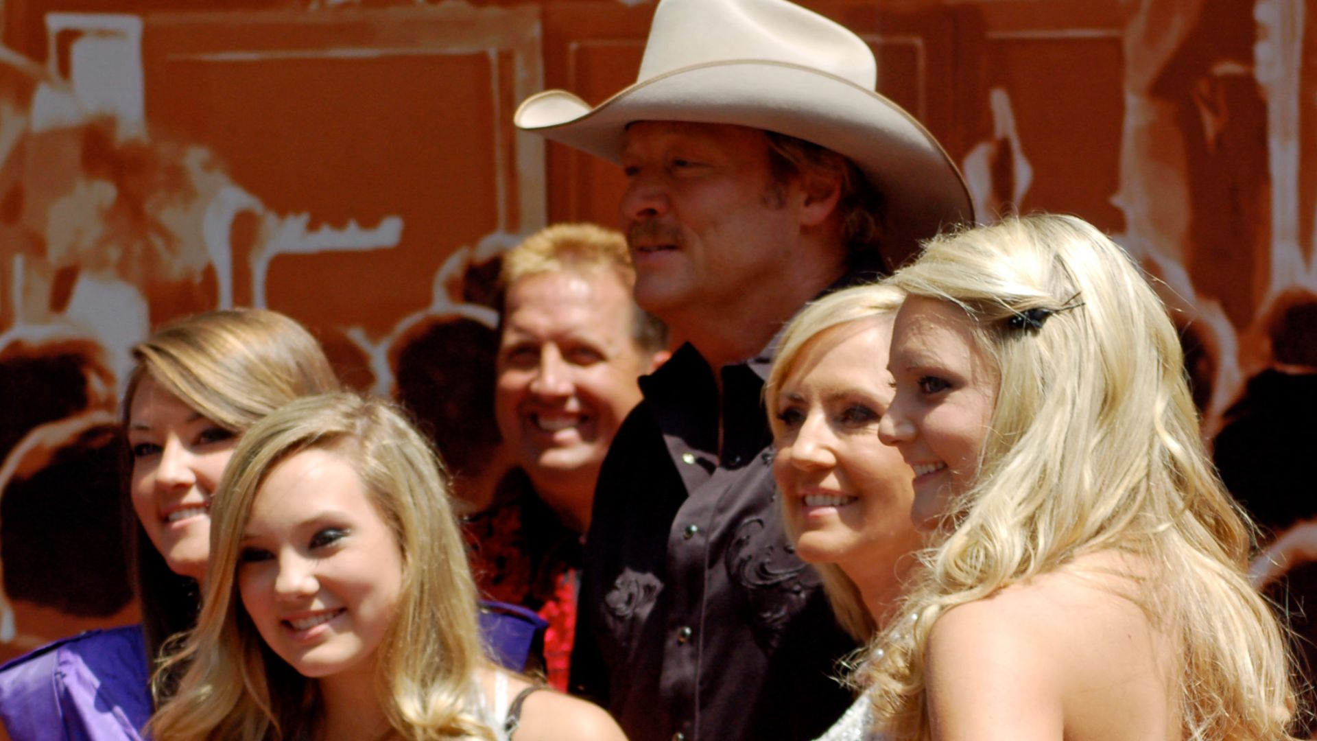 File:AlanJacksonFamilyApr10.jpg