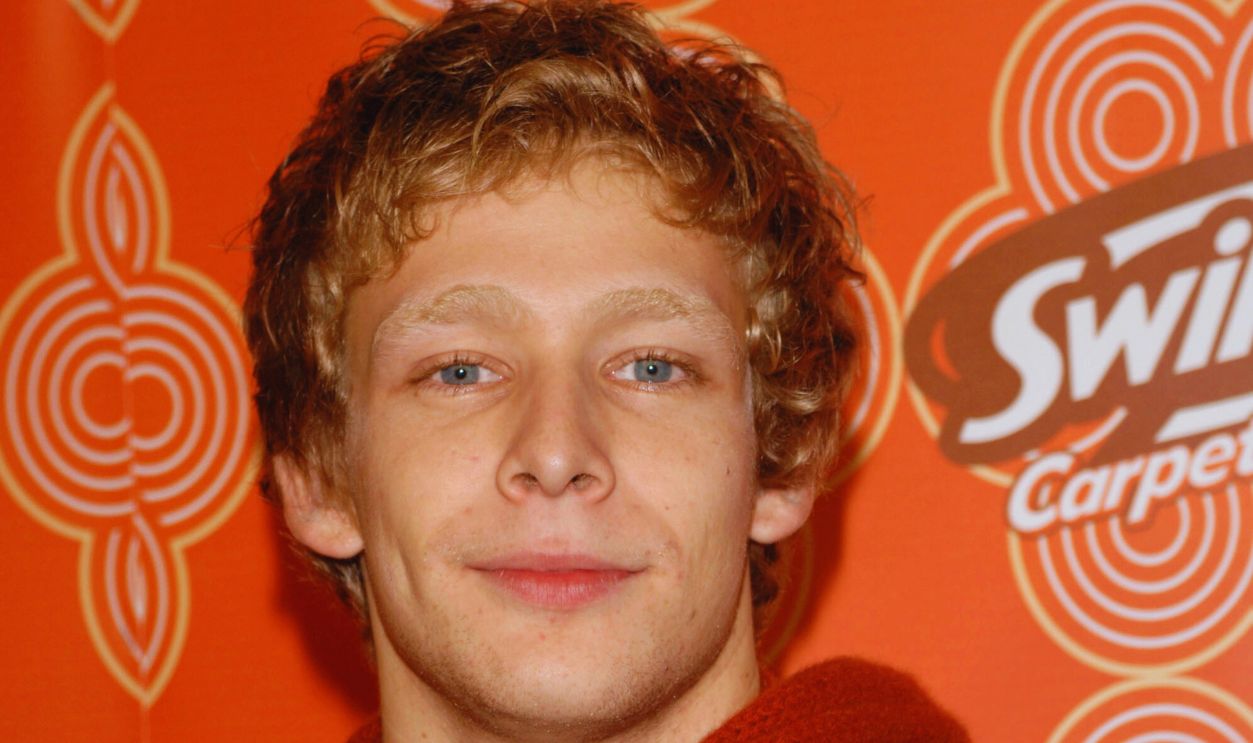 Gettyimages - 56002261, FOX Fall Casino Party - Arrivals HOLLYWOOD, CA - OCTOBER 24: Actor Johnny Lewis attends the FOX Fall Casino Party at the Cabana Club on October 24, 2005 in Hollywood, California.