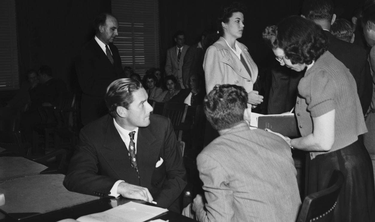 515571402  Errol Flynn