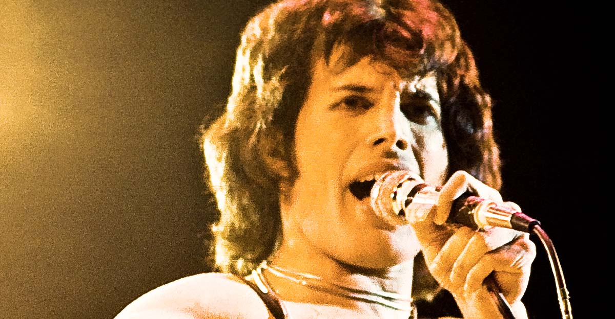  Freddie Mercury of Queen performs Live at the Forum on March 3, 1977 in Inglewood California. 