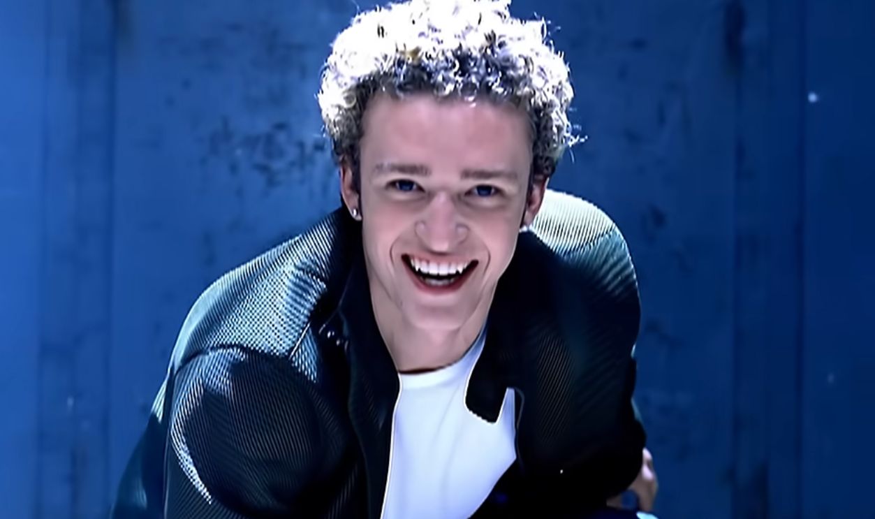 NSYNC – “Bye Bye Bye” (2000)