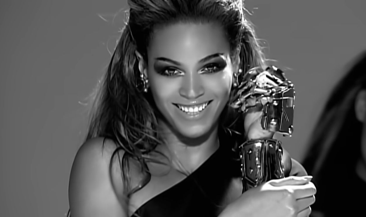 Beyoncé – “Single Ladies (Put A Ring On It)” (2008)