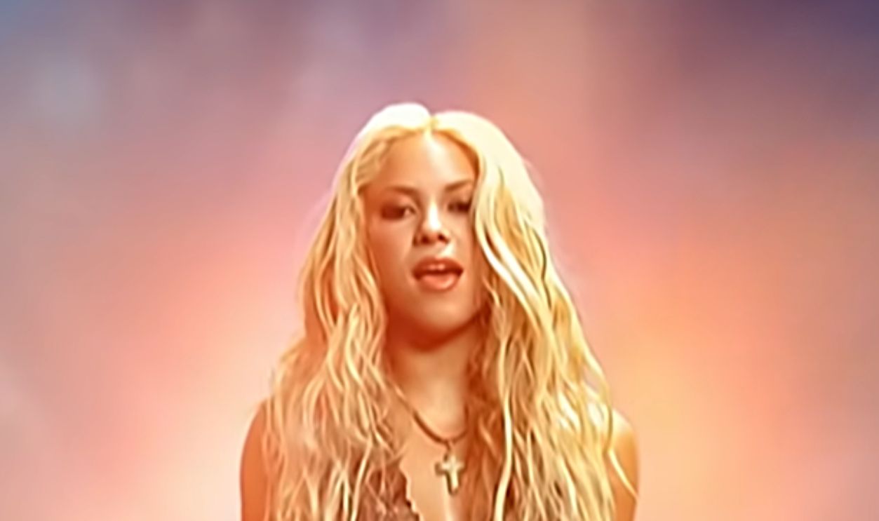 Shakira – “Whenever, Wherever” (2002)