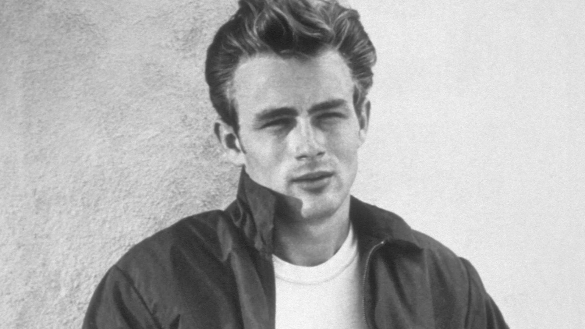 Publicity still of James Dean for the film Rebel Without a Cause