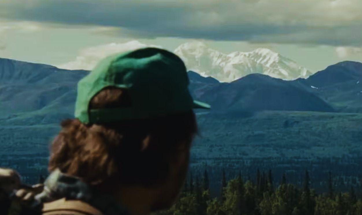 Screenshot from Into the Wild (2007) 
