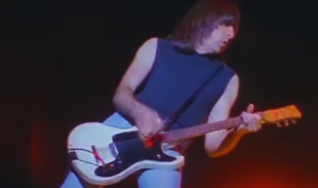 Screenshot from Blitzkrieg Bop (1976)