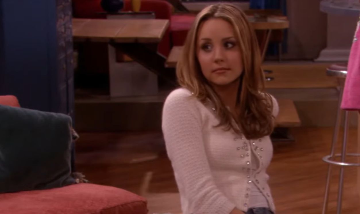 Screenshot from What I Like About You (2002-2006) 