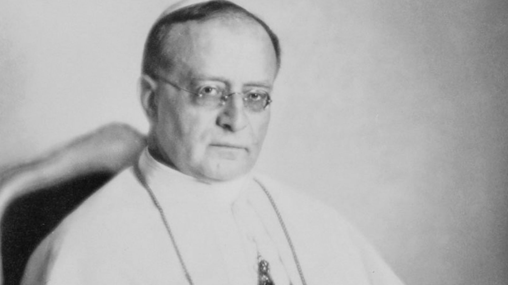 Photograph of Pius XI by Nicola Perscheid.