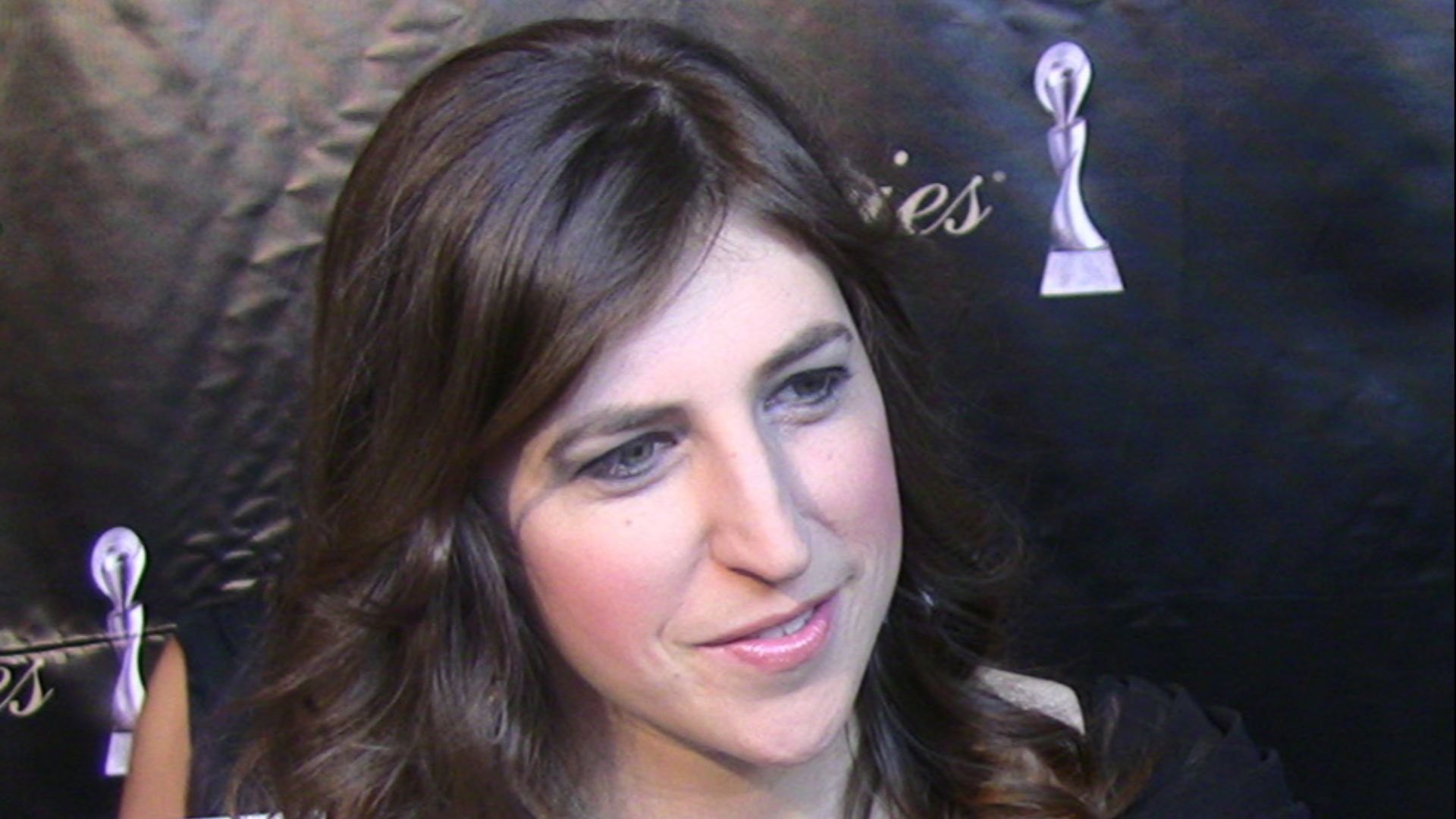 Actress Mayim Bialik at the 36th Annual Gracie Awards Gala