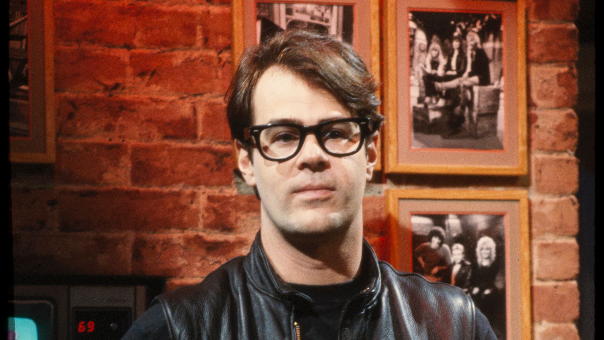 Dan Aykroyd on set of MTV Music Television NYC