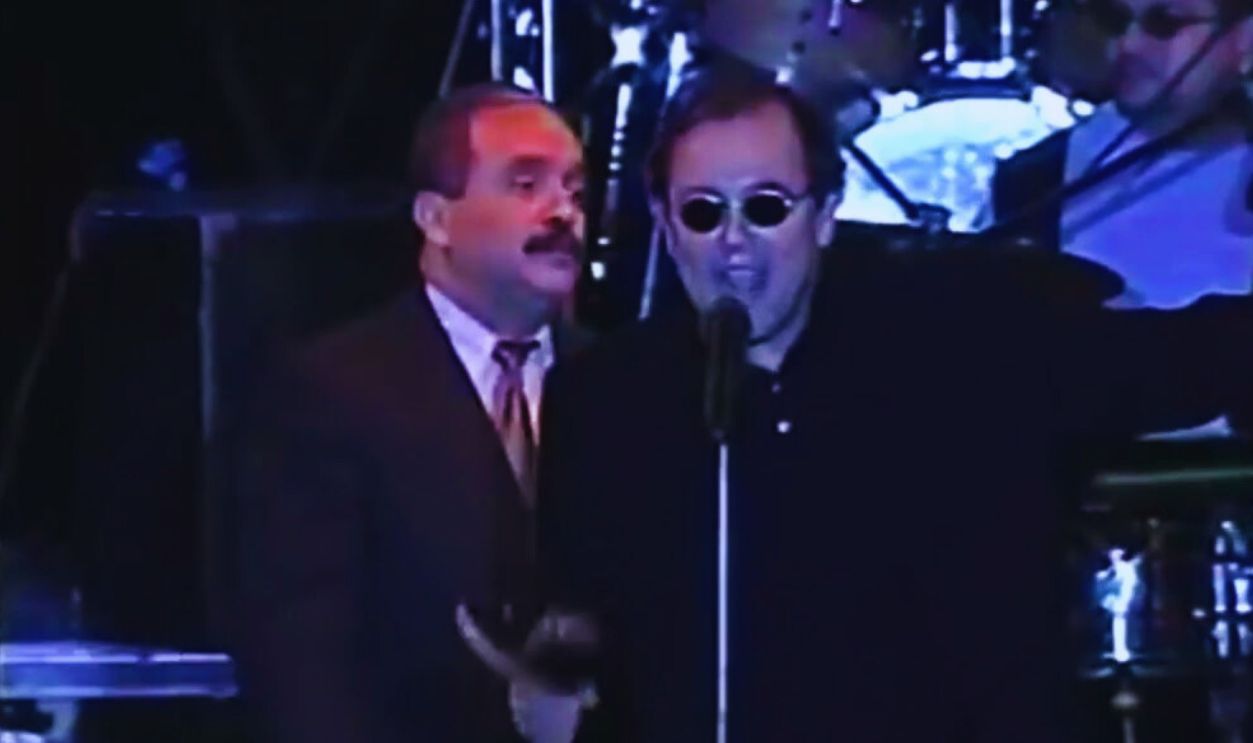 Screenshot from Willie Colón & Rubén Blades – Último Concierto (1993) 