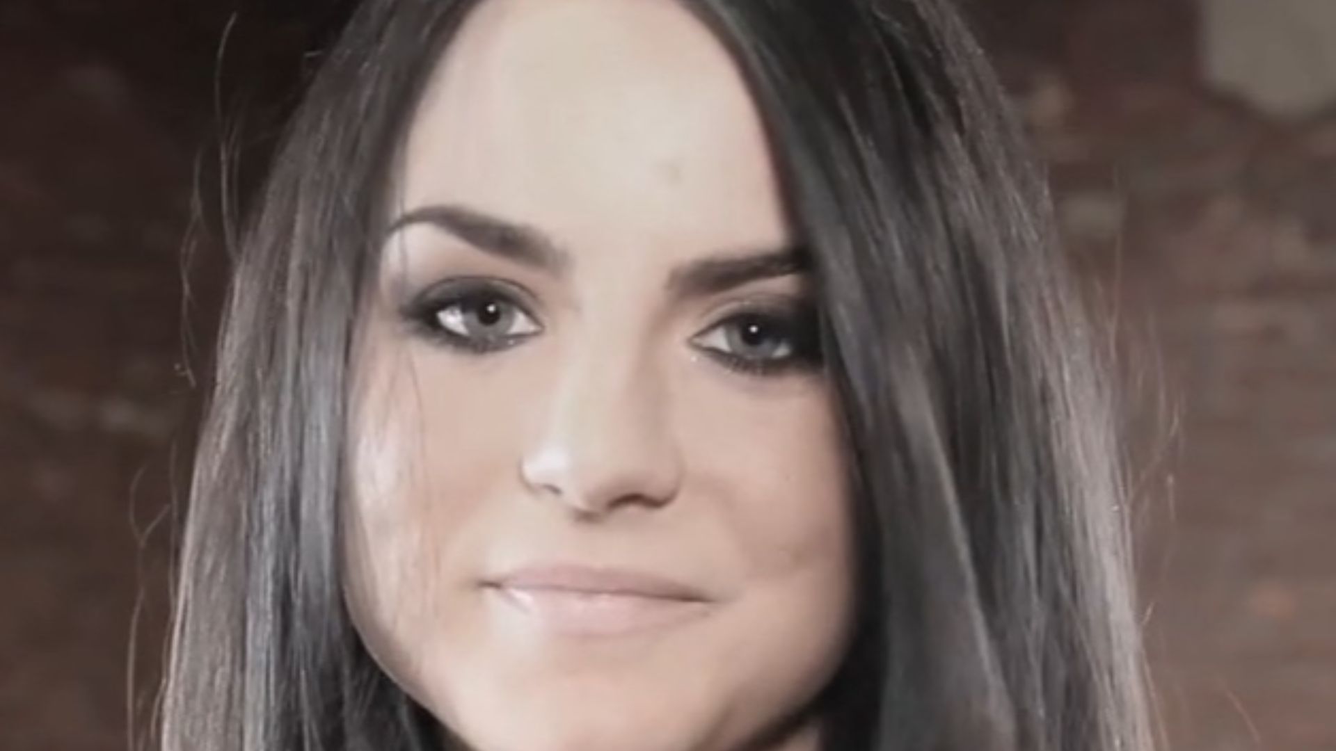 JoJo being interviewed in 2011