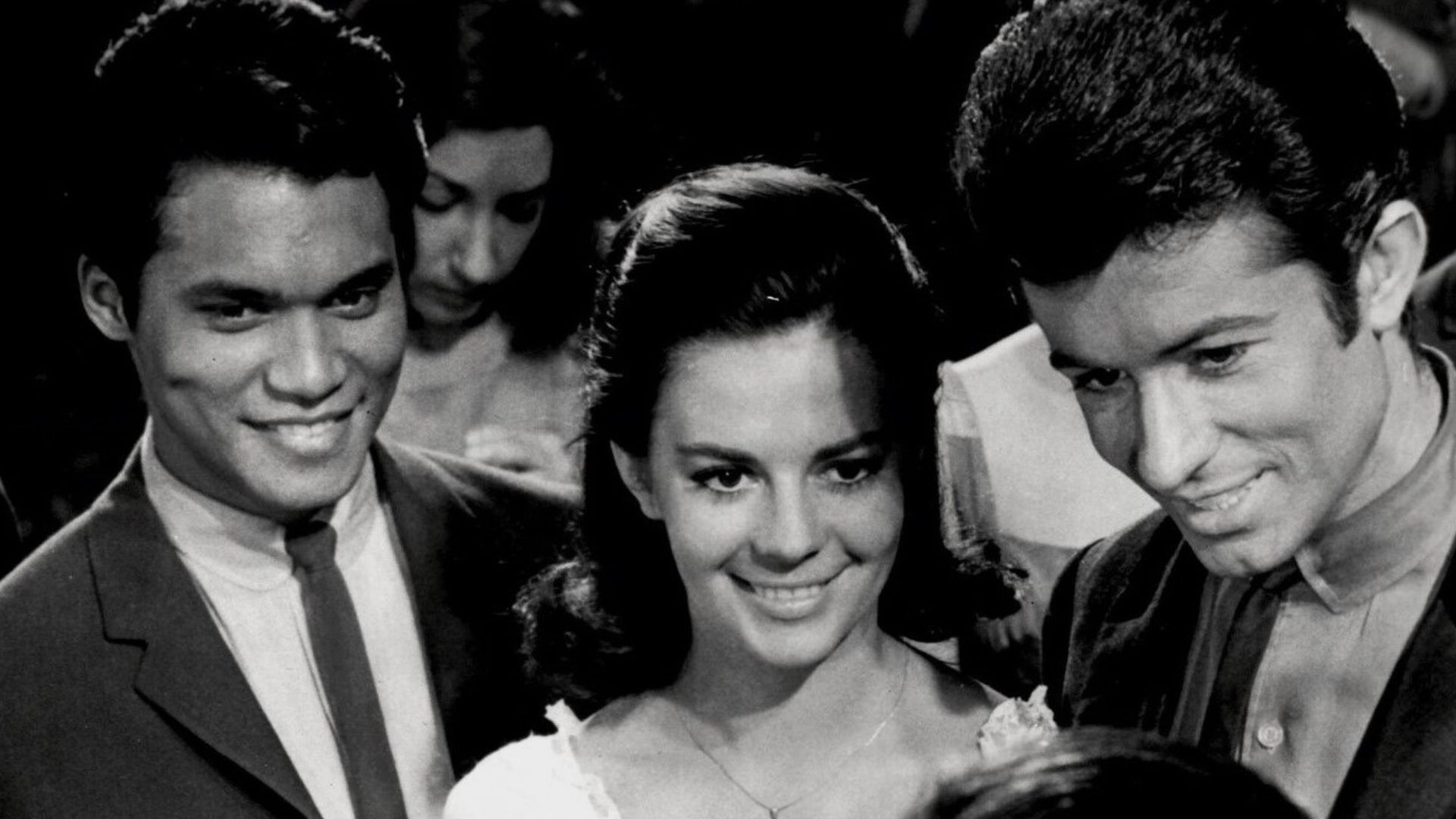 L. to R. : Jose De Vega, Natalie Wood & George Chakiris in West Side Story (1961 film) - publicity still (cropped)