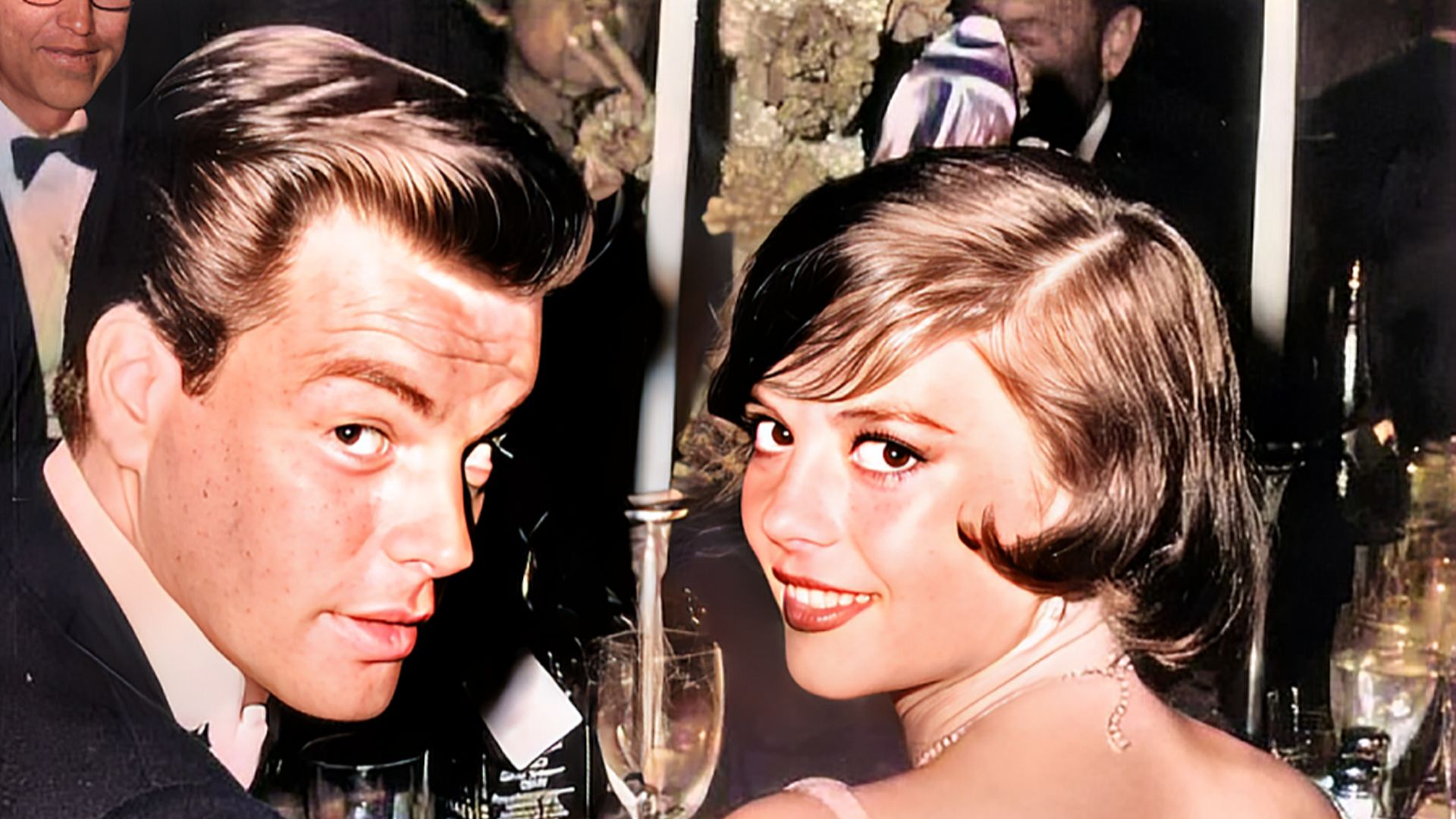 Robert Wagner and Natalie Wood at the 32nd Academy Awards dinner in 1960.