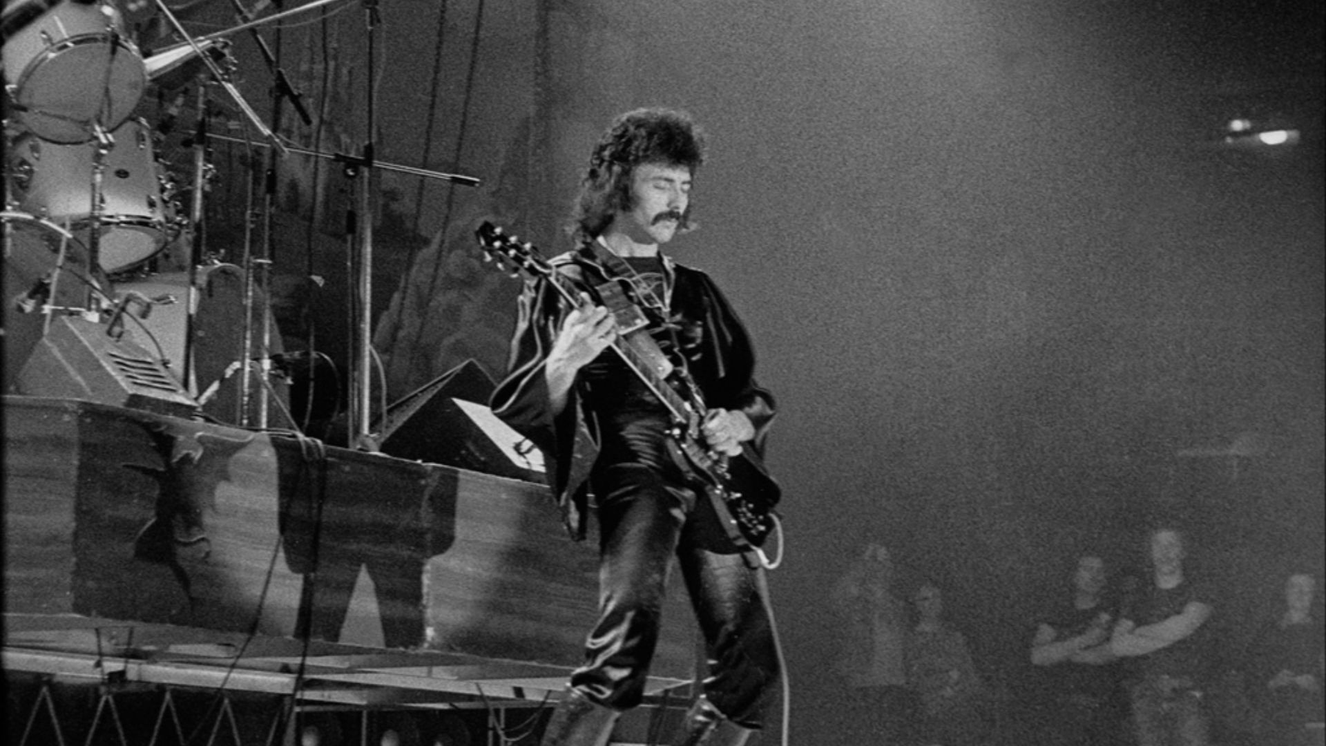 Tony Iommi performing live with Black Sabbath in Cologne during Technical Ecstasy Tour.