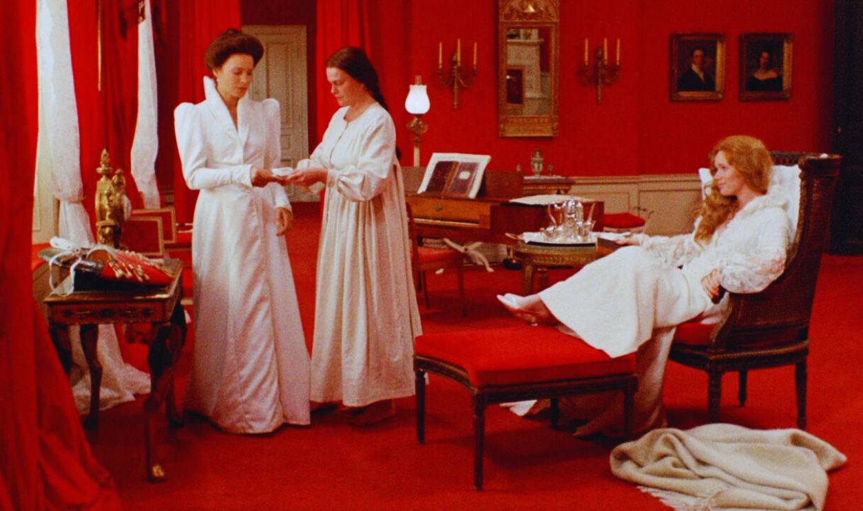 Screenshot from Cries and Whispers (1972) 