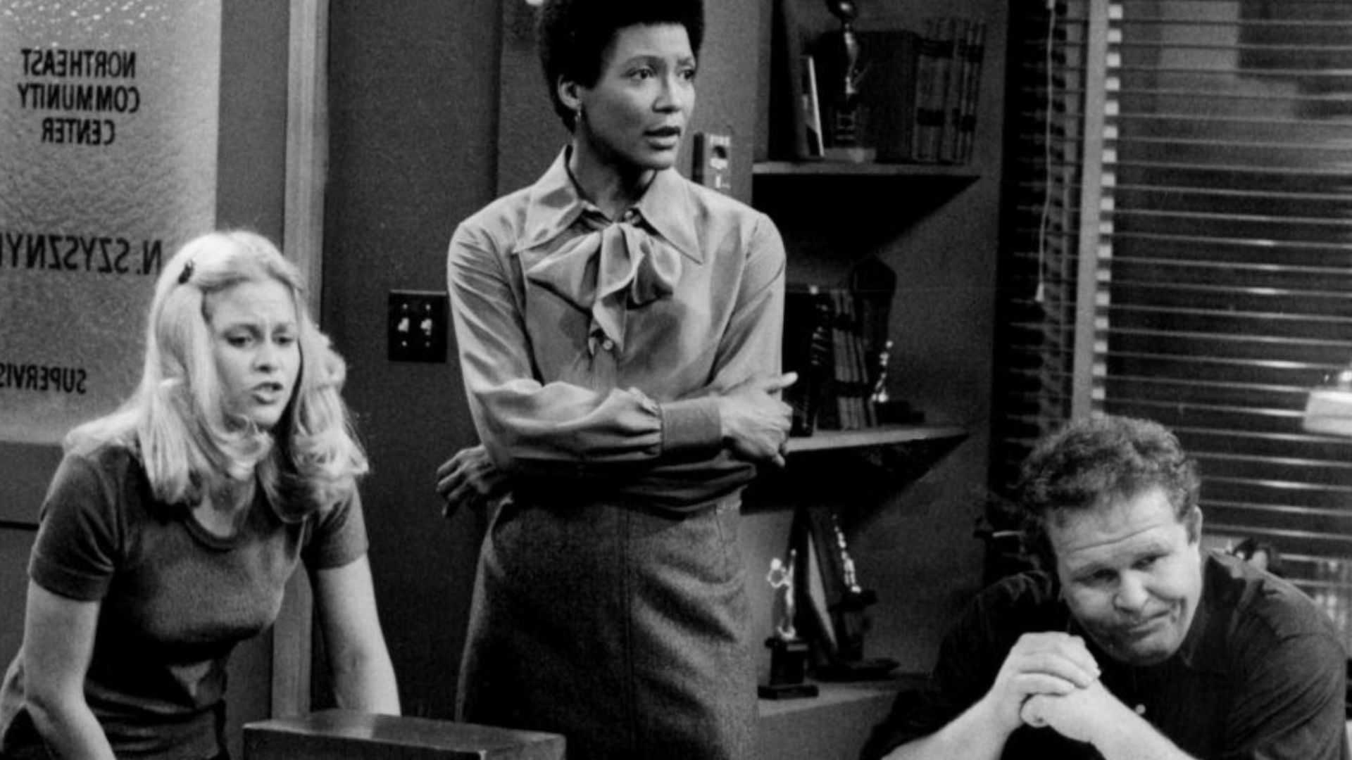 Photo of Susan Lanier, Olivia Cole and Ned Beatty from the short-lived television program Szysznyk.