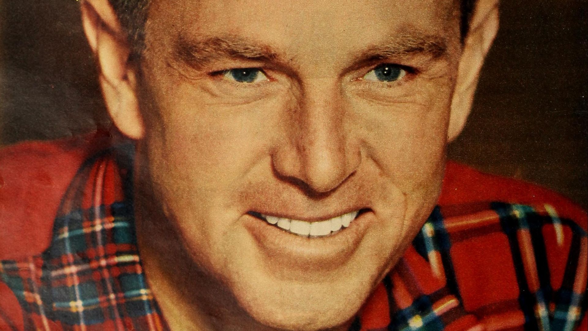 Photo of Sterling Hayden from the July 1953 issue of Screenland Plus TVland magazine.
A search for renewal was conducted at copyright.gov.  There were no listings which pertained to any magazines with