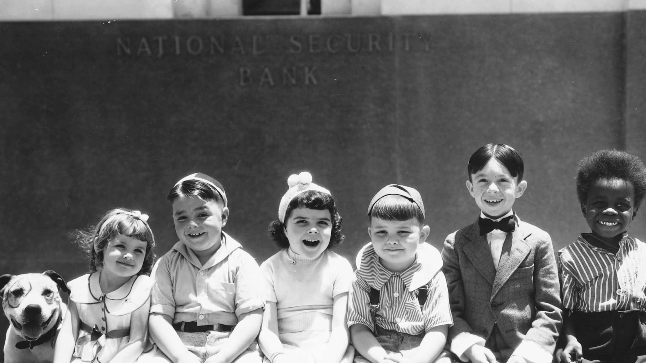 Our Gang Our Gang (from left: Pete the pup, Darla Hood (1931-1979), US child actress, George McFarland (1928-1993), US child actor, Dorothy DeBorba (1925-2010), Eugene Gordon Lee (1933-2005), Carl Switzer (1927-1959), US child actor, and Billie Thomas (1931-1980)) pose for a publicity portrait, circa 1935. Later known as 'The Little Rascals' the comedy shorts starred Hood as 'Darla', McFarland as 'Spanky', DeBorba as 'Dorothy', Lee as 'Porky', Switzer as 'Alfalfa', and Thomas as 'Buckwheat'. 
