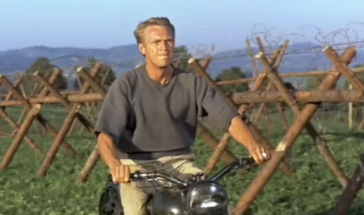 steve mcqueen the great escape motorcycle jump