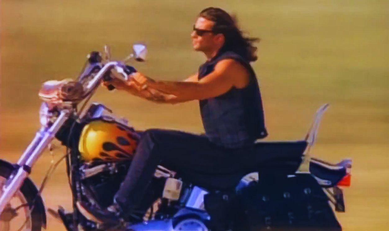 Screenshot from Renegade (1992–1997) 