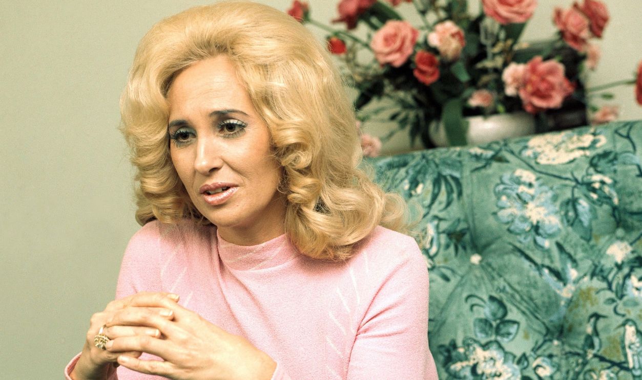 Tammy Wynette, portrait, London, 1975.