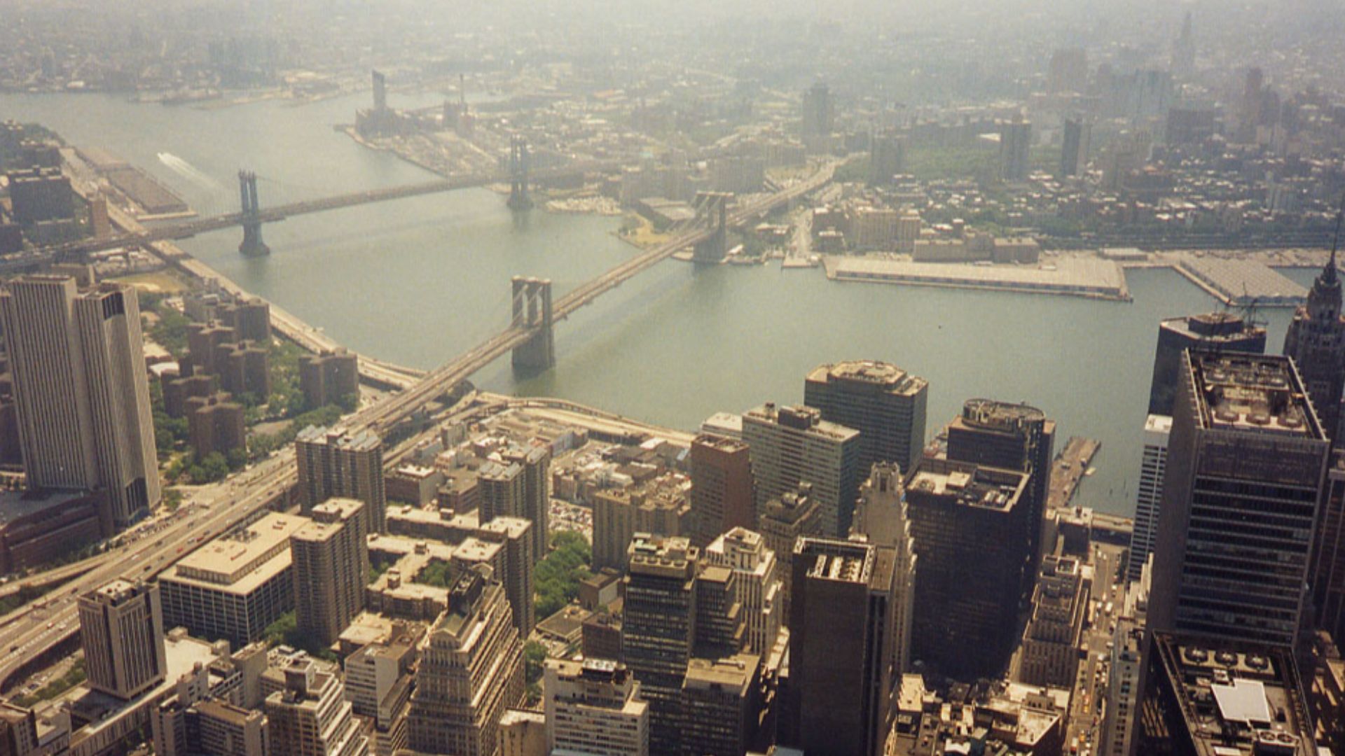 New York 1999; uploader note: Apparently this is a view from the former World Trade Center building