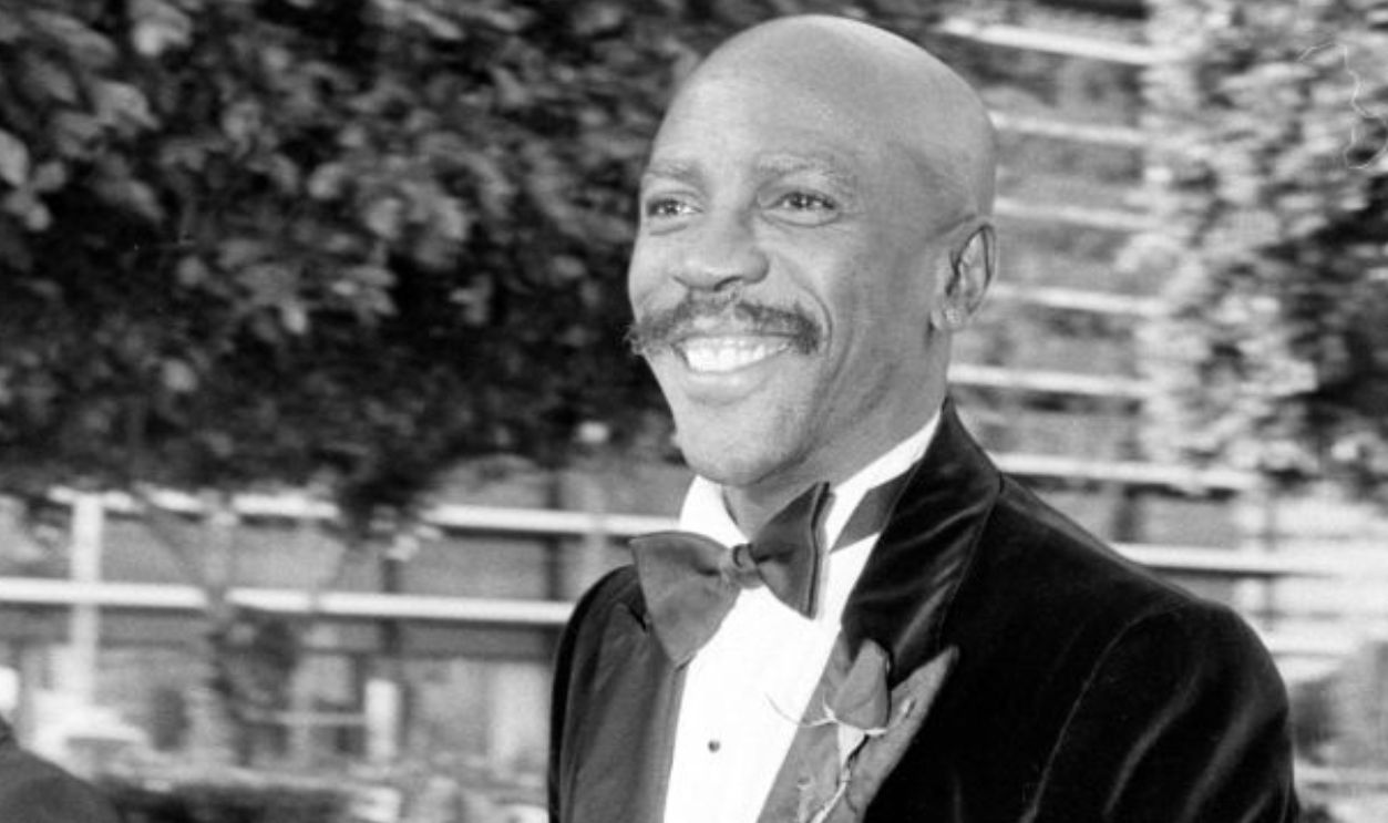 Louis Gossett Jr. attends the 55th Academy Awards at the Dorothy Chandler Pavillion in Los Angeles, California, on April 11, 1983.