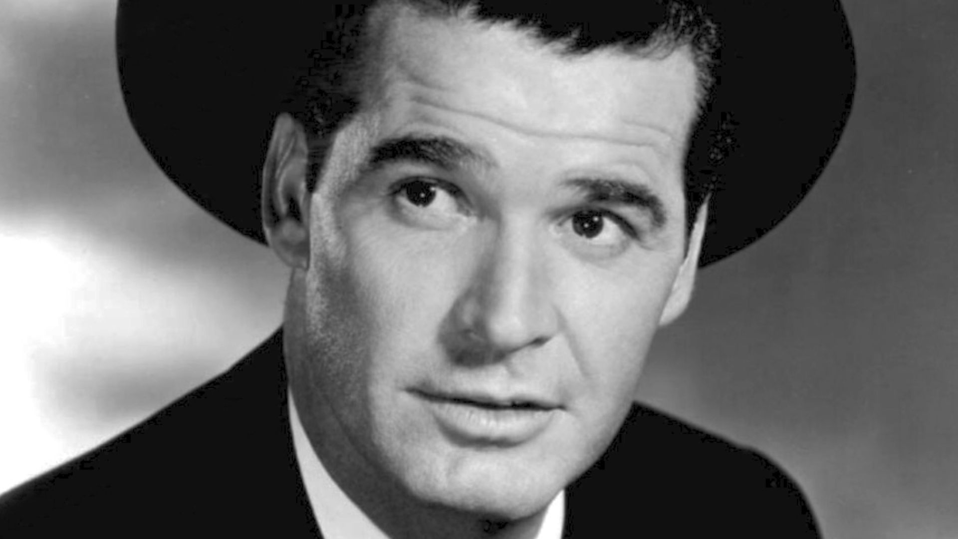Photo of James Garner as Bret Maverick.