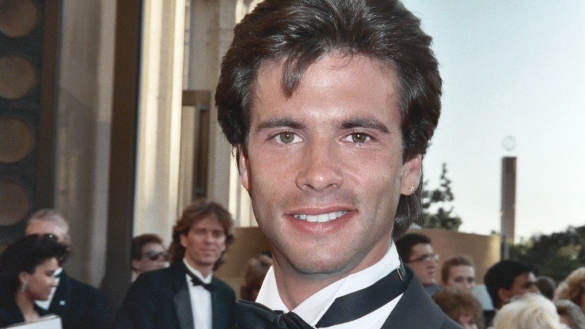 Lorenzo Lamas on the red carpet at the 61st Annual Academy Awards, 1989.
NOTE:  Permission granted to copy, publish, broadcast or post any of my photos, but please credit