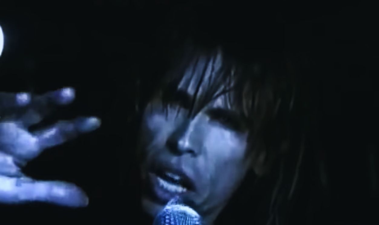  Screenshot from Aerosmith: I Don’t Want to Miss a Thing (1998) 