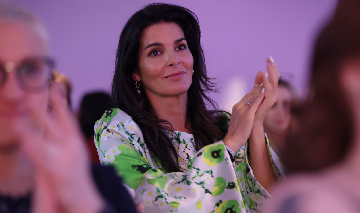 Variety's 2022 Power Of Women: New York Event Presented By Lifetime - Inside NEW YORK, NEW YORK - MAY 05: Angie Harmon attends Variety's 2022 Power Of Women at The Glasshouse on May 05, 2022 in New York City. 