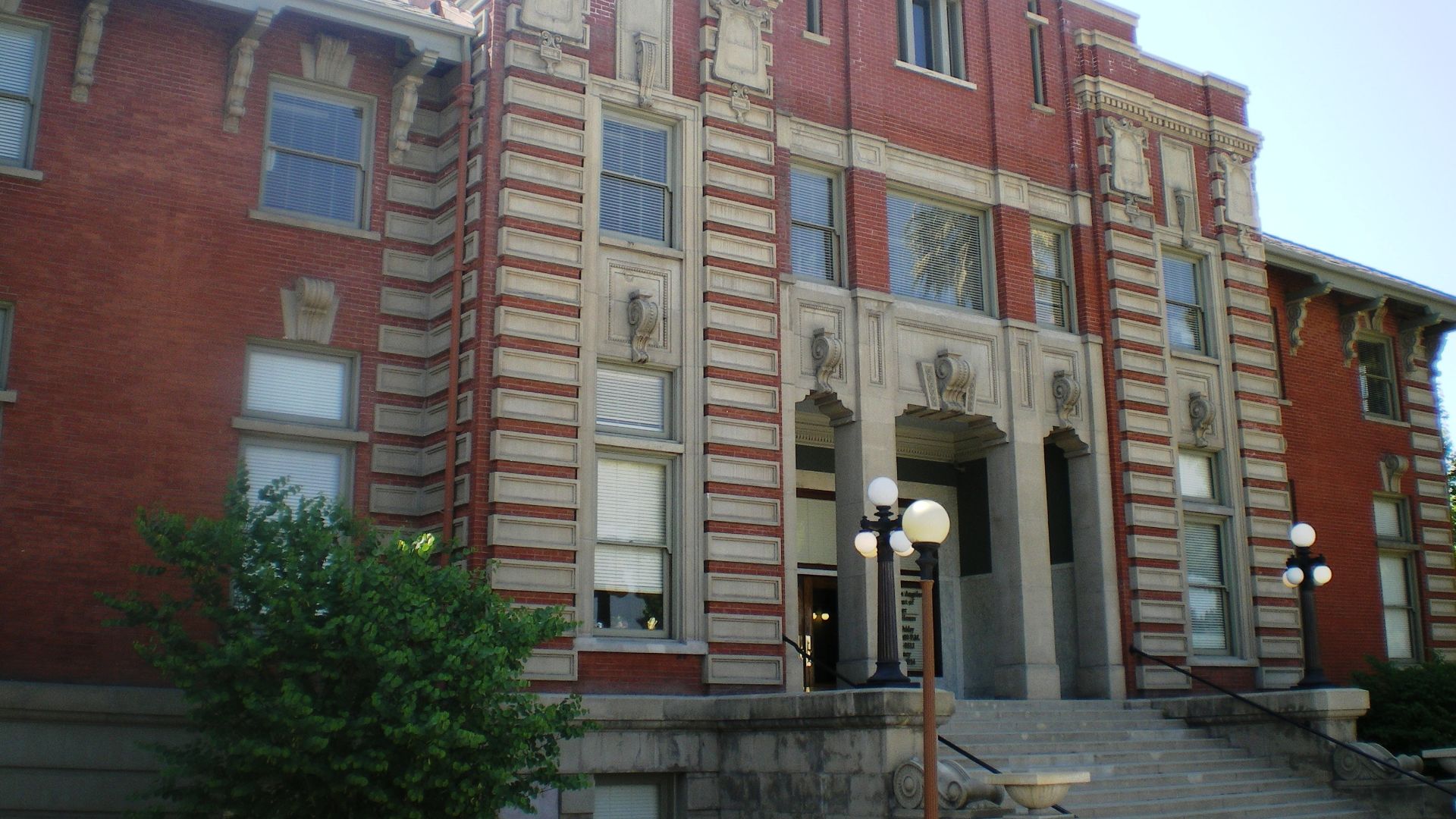 File:Los Angeles County Coroner Building.JPG