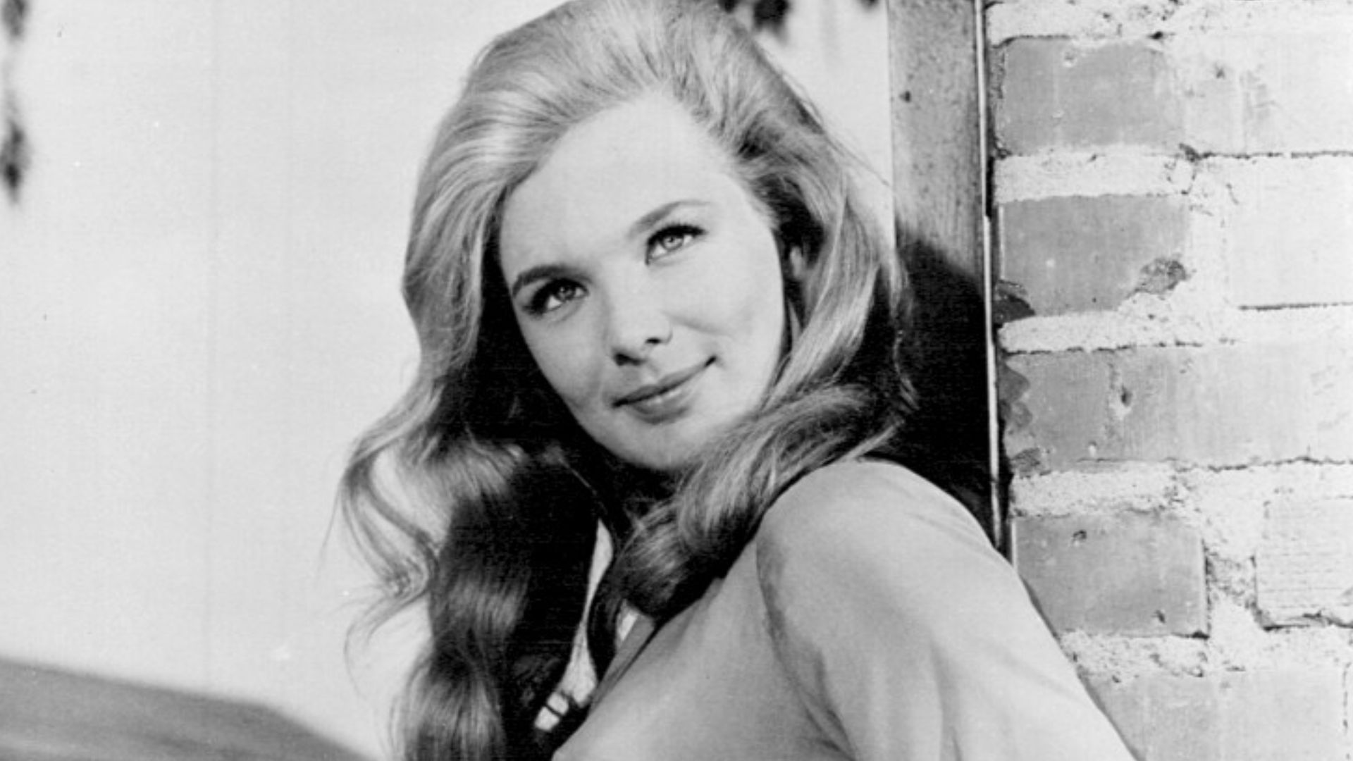 Photo of Linda Evans as Audra Barkley from the television program The Big Valley.