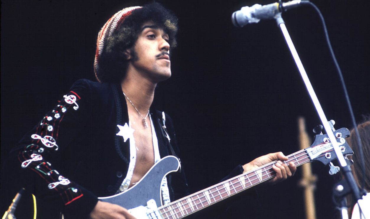 Thin Lizzy 1975 Phil Lynott  