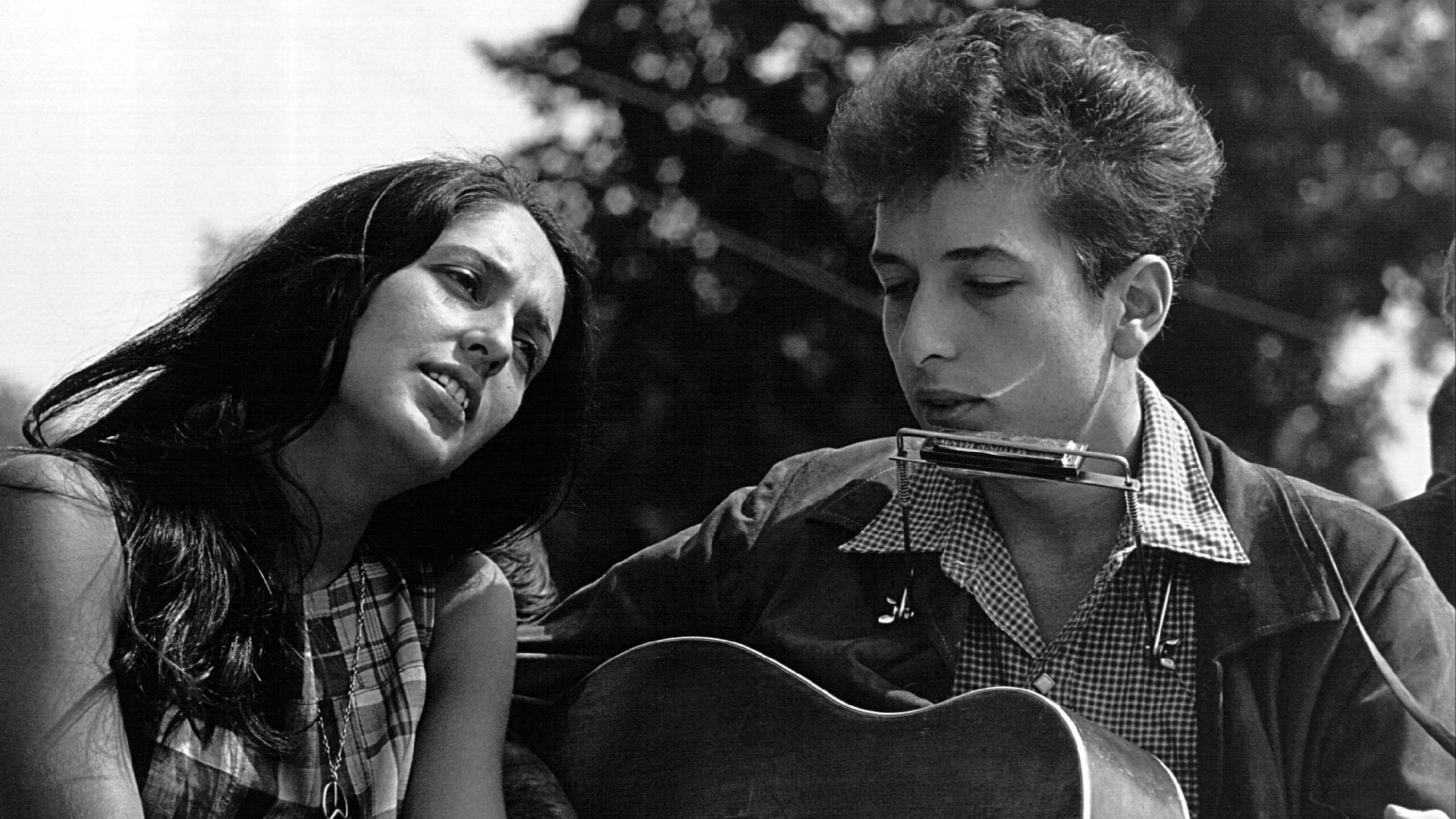 File:Joan Baez and Bob Dylan.jpg