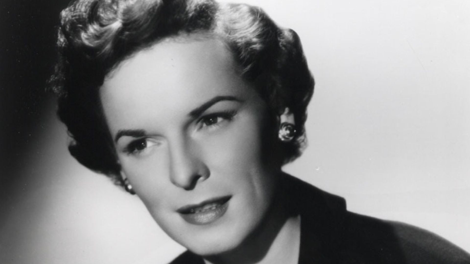 Promotional photograph of actor Mercedes McCambridge (1940s)