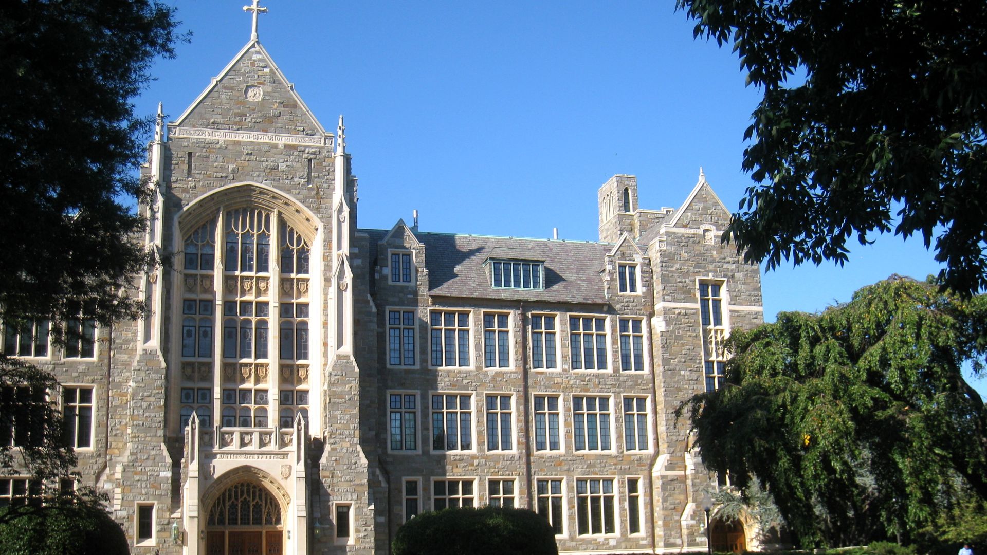 Georgetown University, Washington, DC, USA.

White-Gravenor.