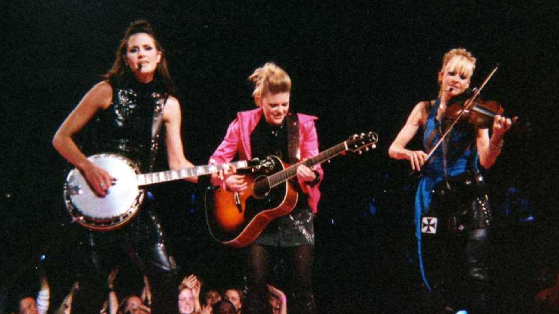 Dixie Chicks in concert in Madison Square Garden.
Taken by me, 20 June 2003.
