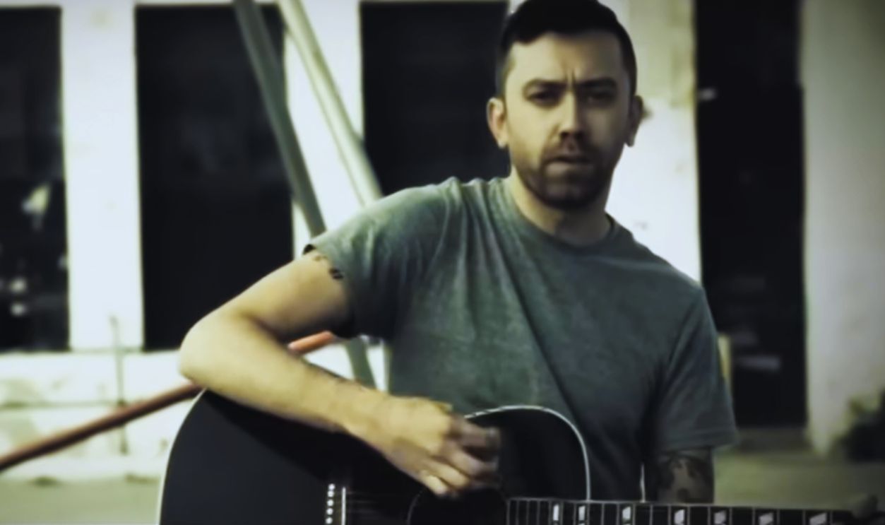 Screenshot from Hero Of War (2008)