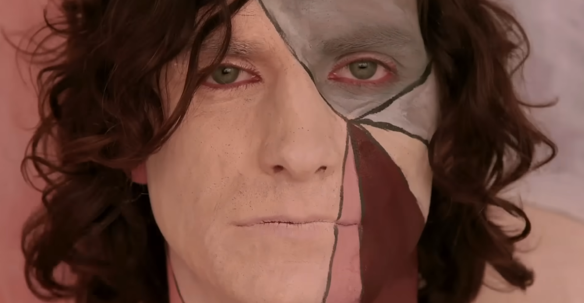 Screenshot from Gotye - Somebody That I Used To Know