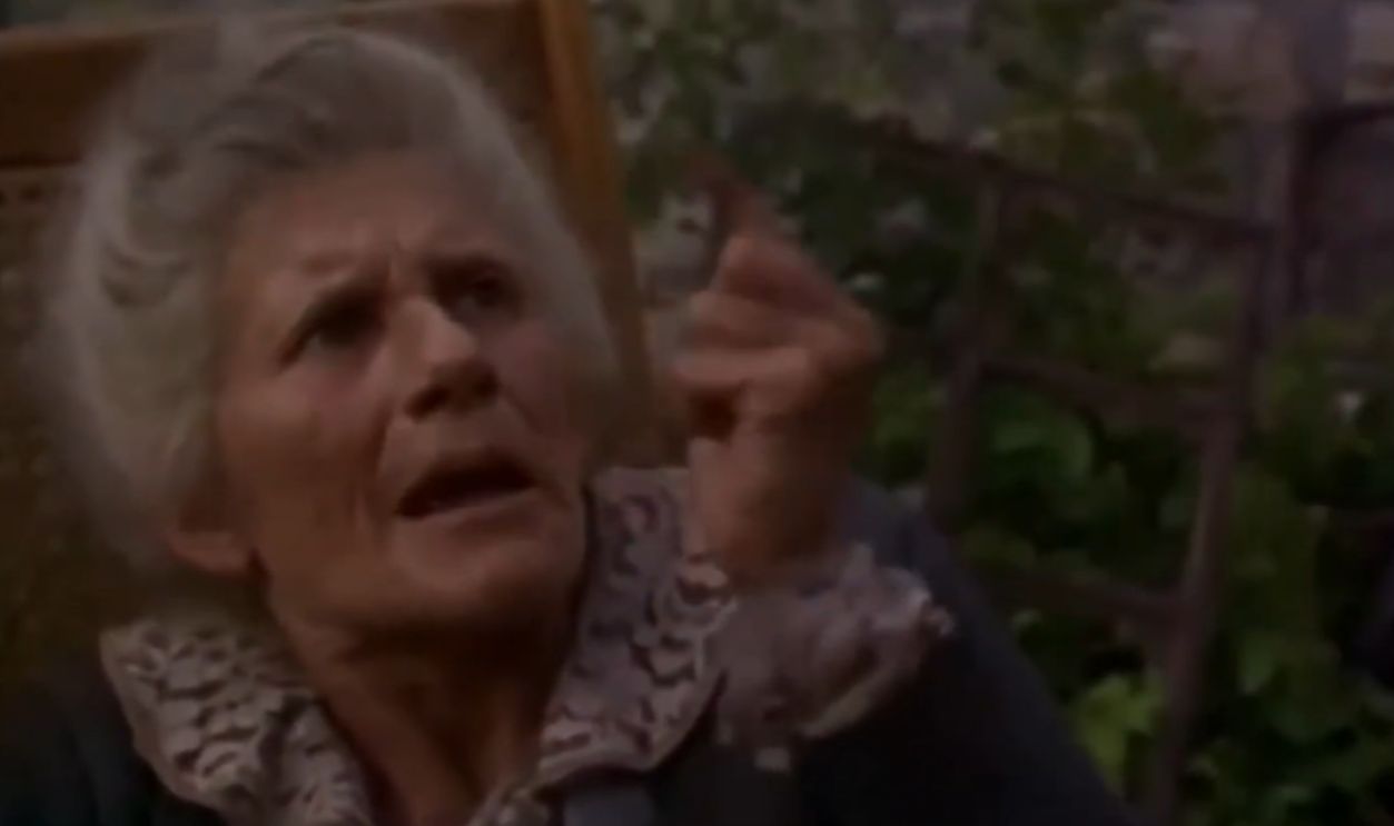   Screenshot from Bleeders (1997)