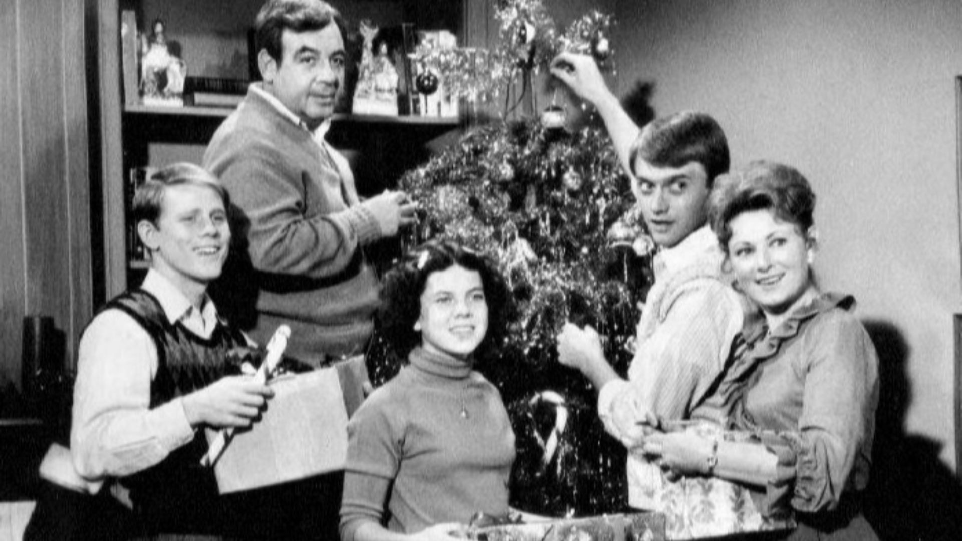 File:Cunningham family Christmas Happy Days 1974.JPG