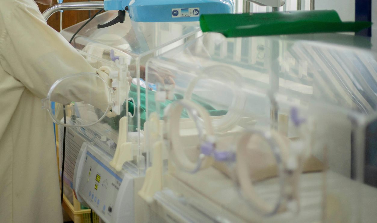 Neonatal Care in a Modern Hospital Setting