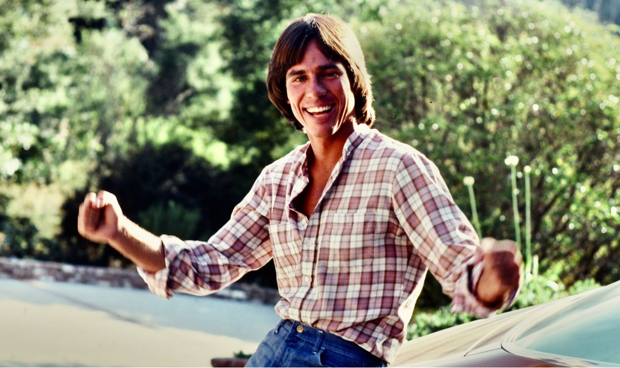 Getty Images - 1463953275 - Richard Lawrence Hatch, known as Richard Hatch, an actor, writer and producer, famous for his role as Captain Apollo in Battlestar Galactica is photographed in the garden of his home.