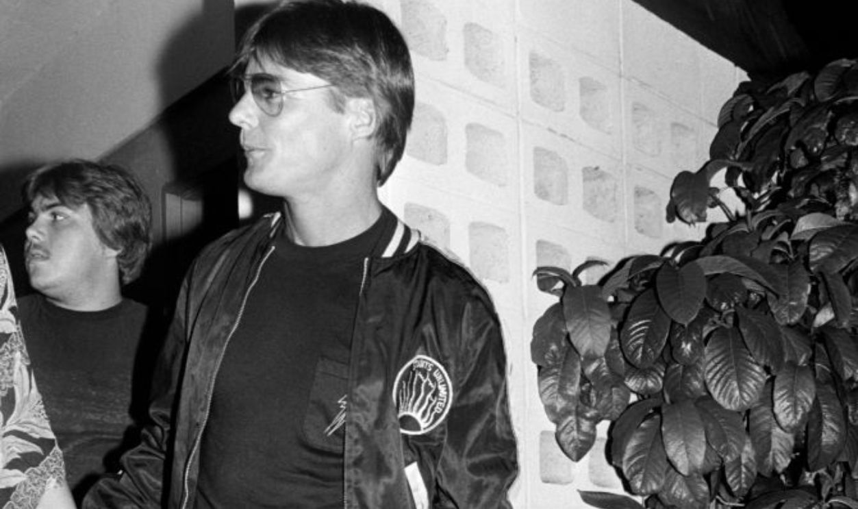 Jan-Michael Vincent (R) attends an event in Los Angeles, California, on June 15, 1978. 