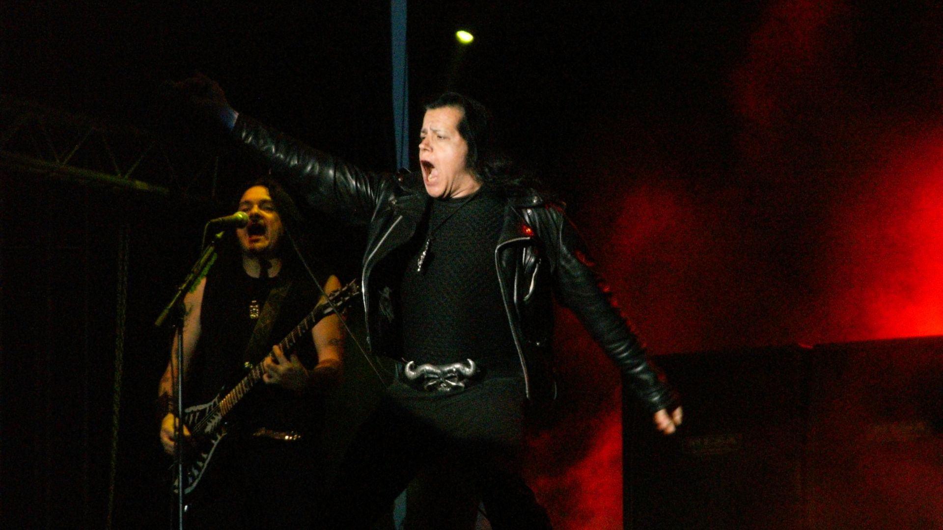 Danzig actuando en el Sweden Rock de 2010.